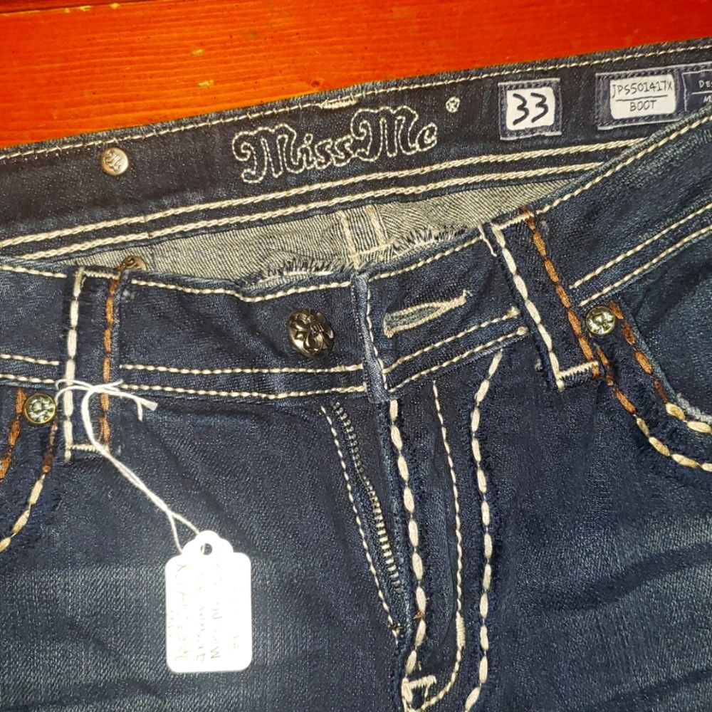 Miss Me Blue Jeans w/white stitches jp5501417x boot cut